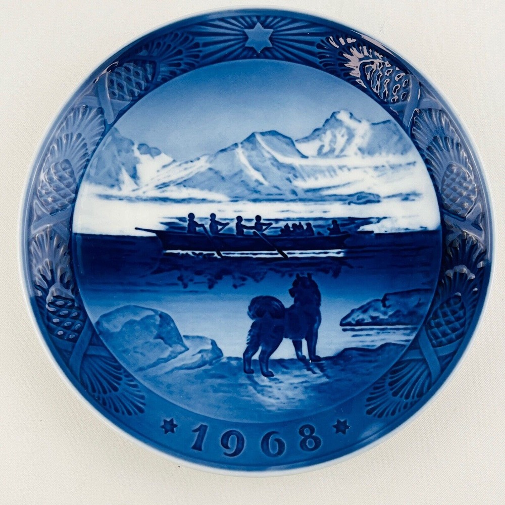 Vintage Royal Copenhagen The Last Umiak Blue Christmas Plate Kai Lange 1968